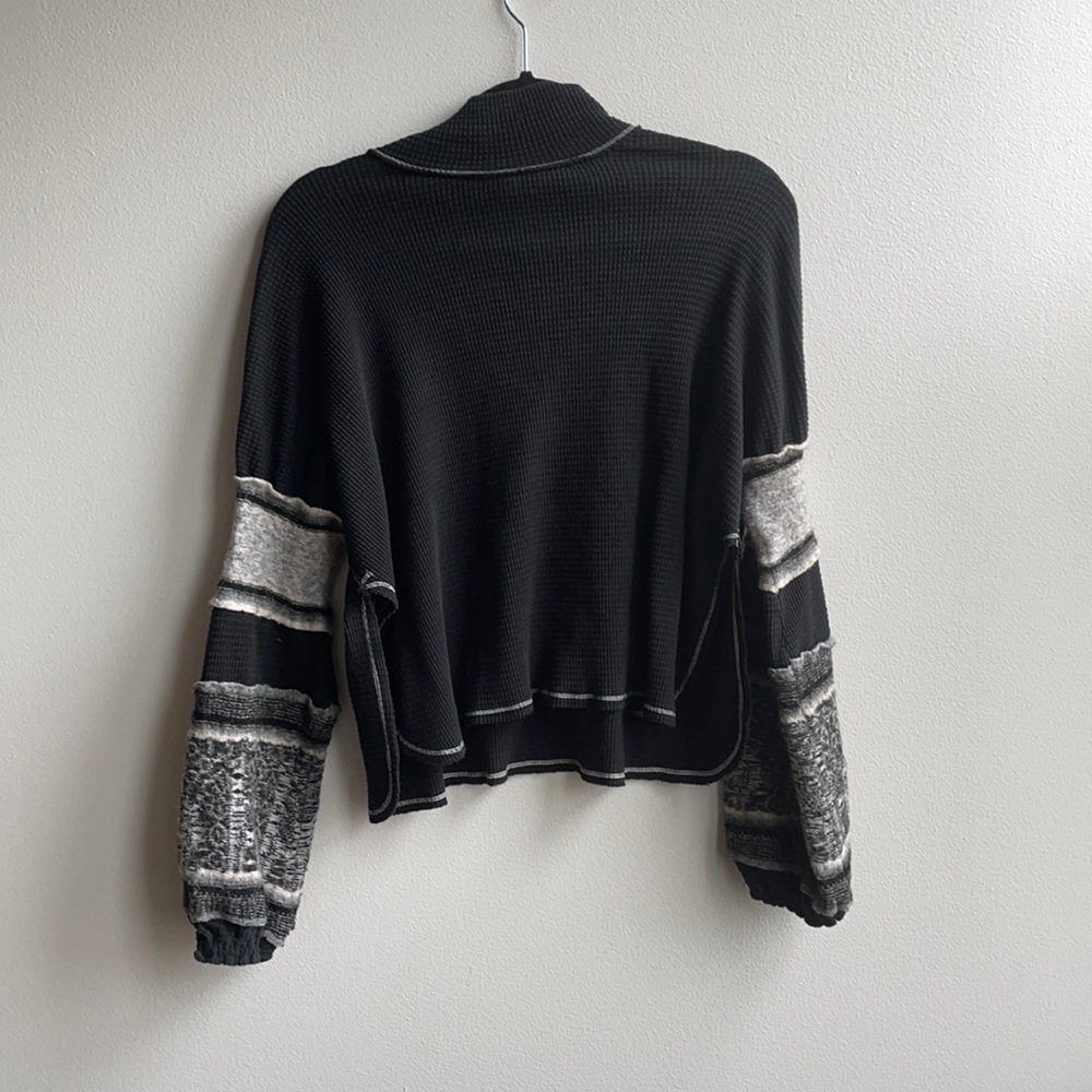 Free People Size S thermal Waffle knit Top Black